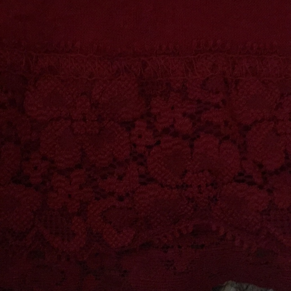 Red Layering Tank - Picture 2 of 3